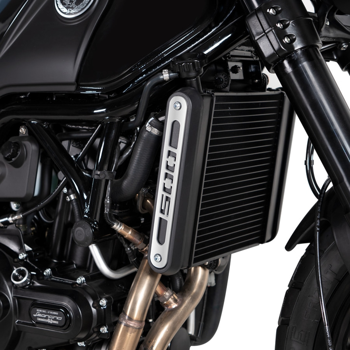 Radiator Cover BL5124
