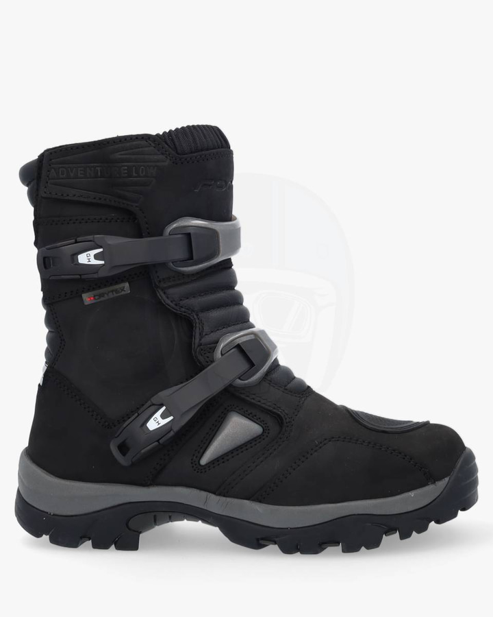Forma Adventure Low Black 101