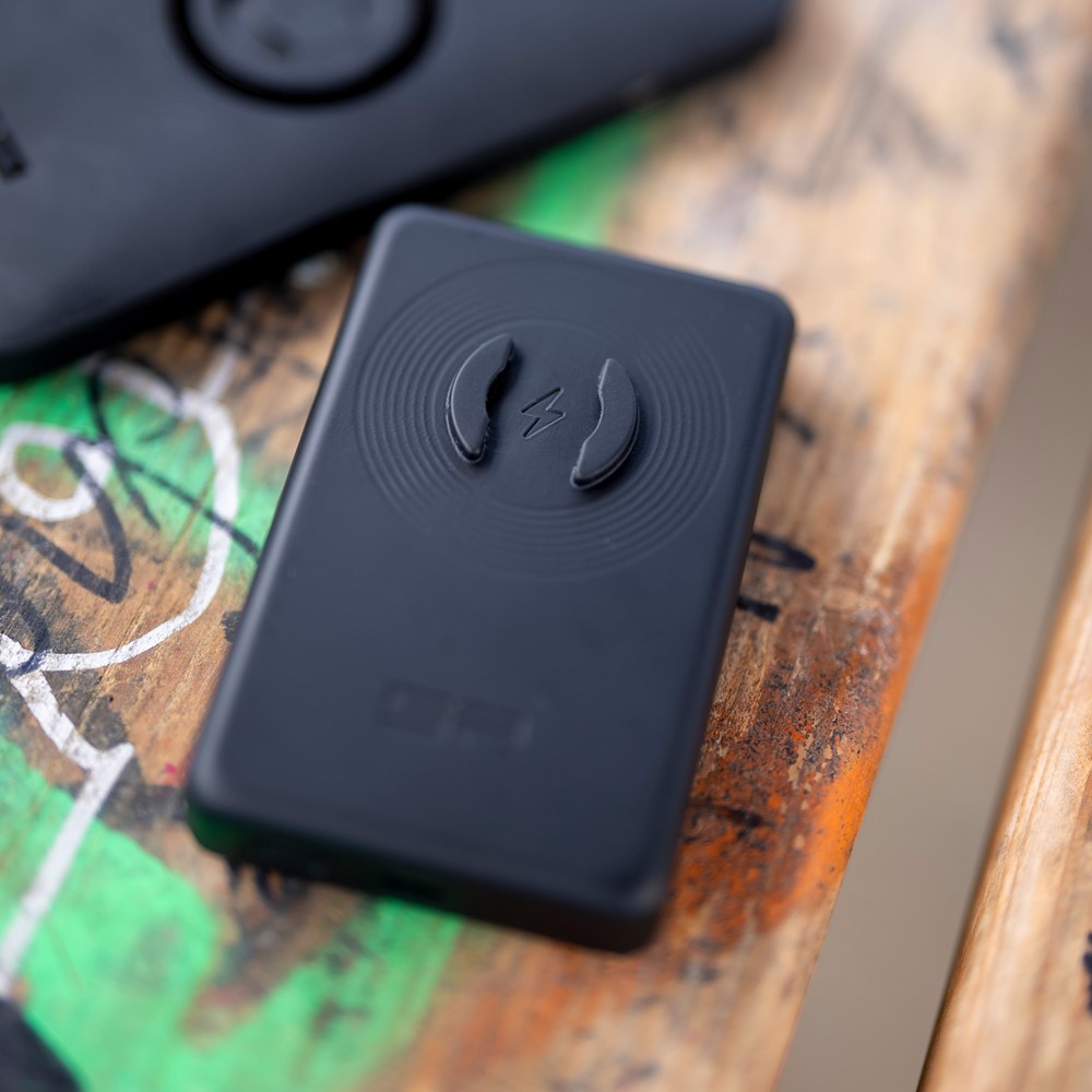 SP Connect Wireless Powerbank SPC+