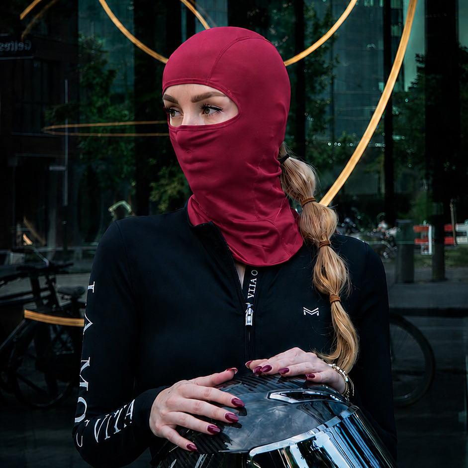 La Moto Vita GRIP Ponytail Balaclava Burgundy