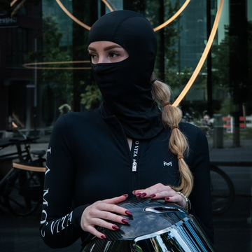 La Moto Vita GRIP Ponytail Balaclava Black