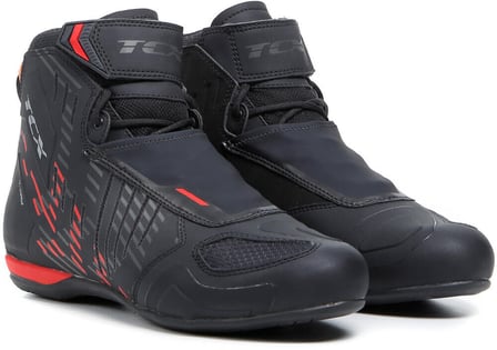 TCX R04D WP Shoes Black/Red 606