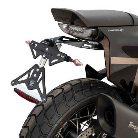 Licence Plate HS7104-20