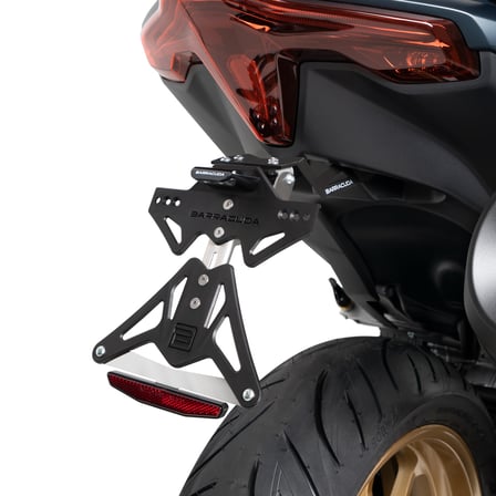 Licence Plate YT5104-22