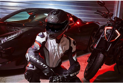 De 5 heetste carbon helmen van 2018