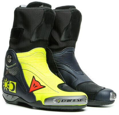Dainese Axial D1 Replica Valentino Boots 10C - Voordeelhelmen.nl