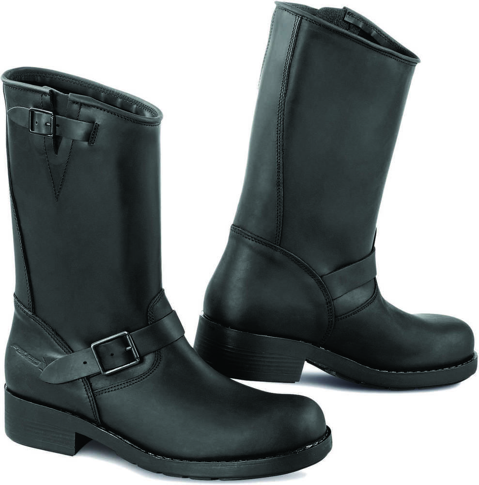 Falco Brave Black - Voordeelhelmen.nl