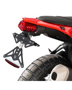 Licence Plate YT7104